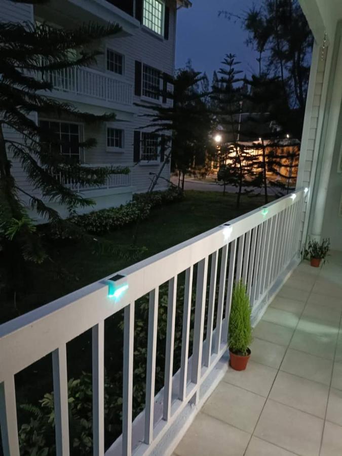Home Feel-Hibiscus Suites Kampar Kültér fotó