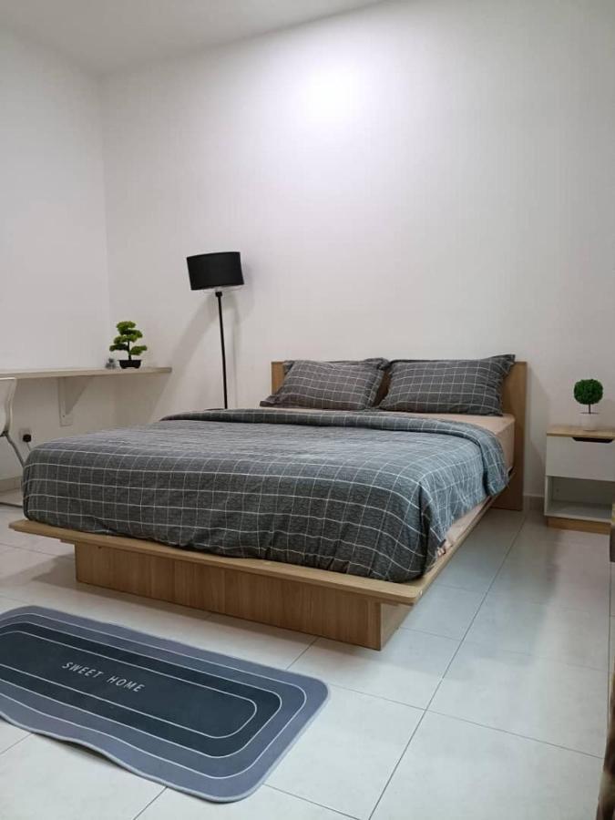 Home Feel-Hibiscus Suites Kampar Kültér fotó