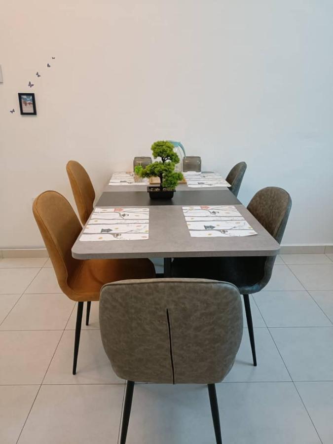 Home Feel-Hibiscus Suites Kampar Kültér fotó